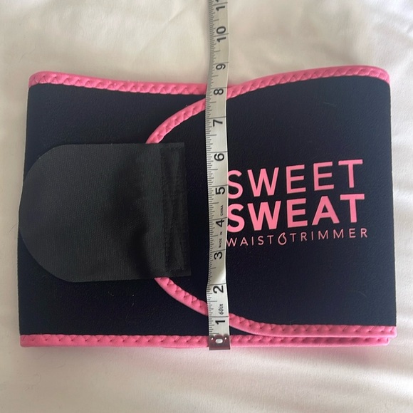 Waist Trimmer by Sweet Sweat - Black and Pink - Picture 6 of 10